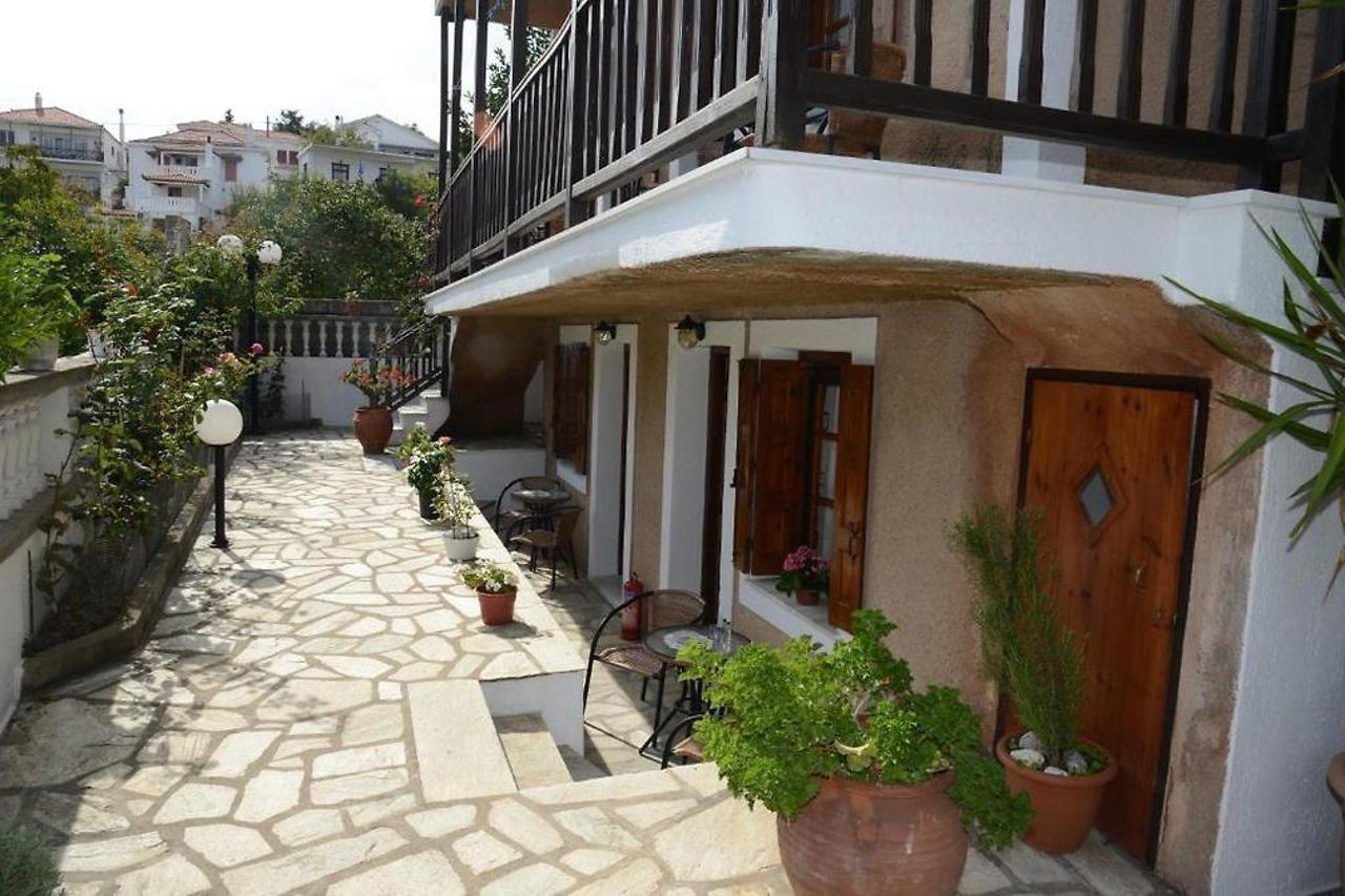 Sofia'S Garden Studios Σκόπελος Εξωτερικό φωτογραφία