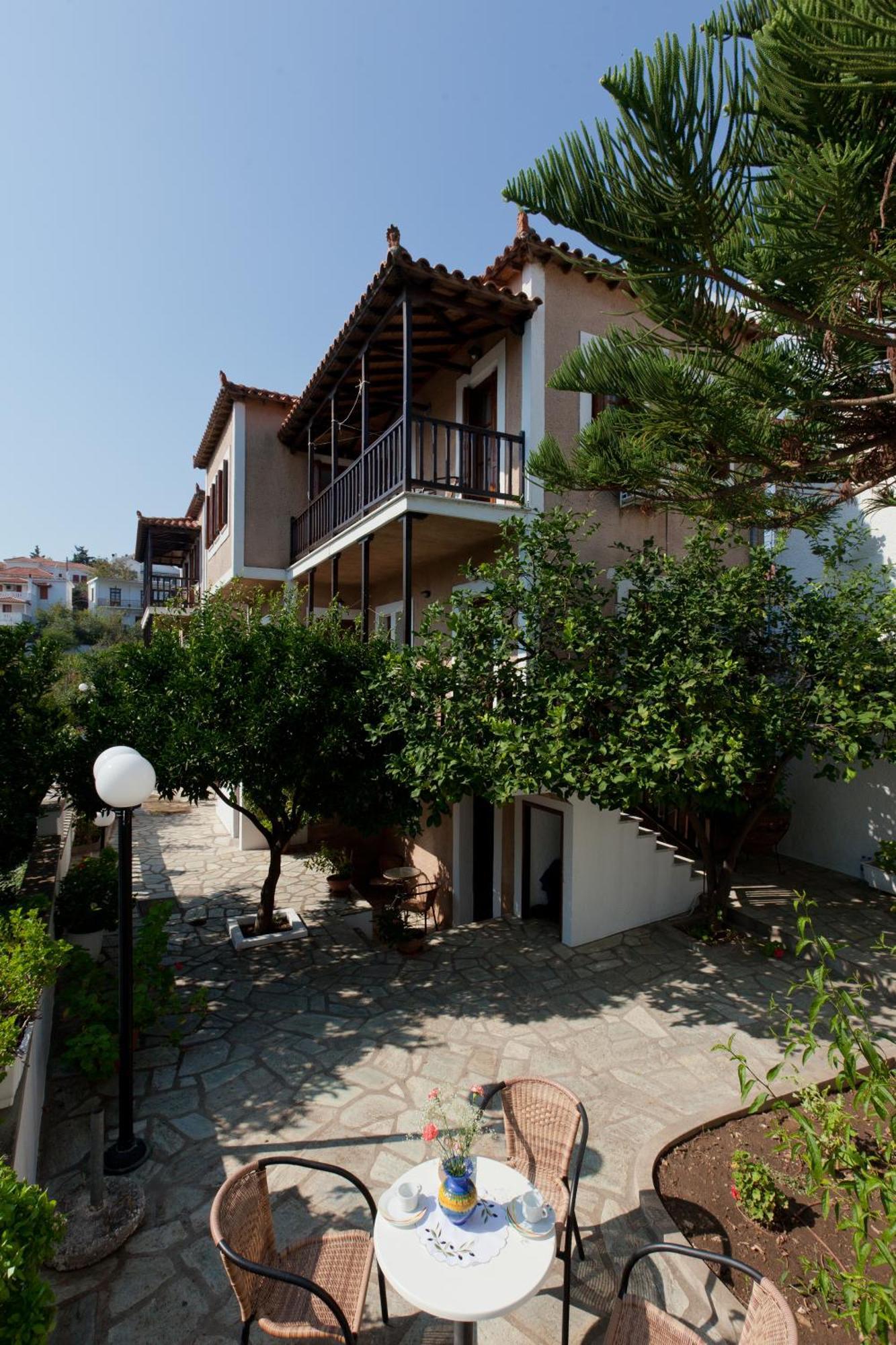 Sofia'S Garden Studios Σκόπελος Εξωτερικό φωτογραφία