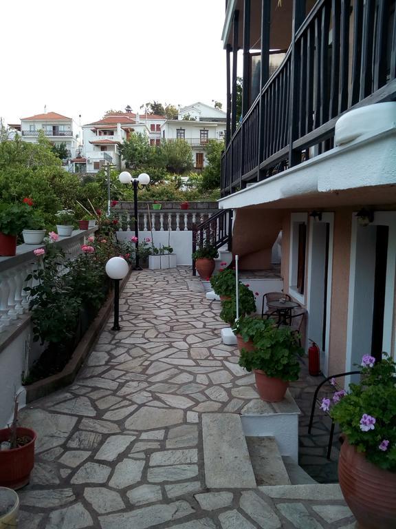 Sofia'S Garden Studios Σκόπελος Εξωτερικό φωτογραφία