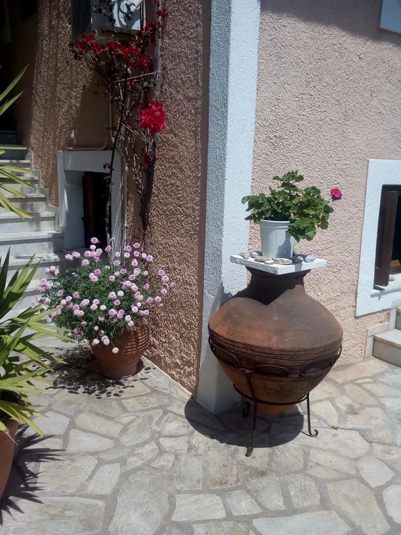 Sofia'S Garden Studios Σκόπελος Εξωτερικό φωτογραφία
